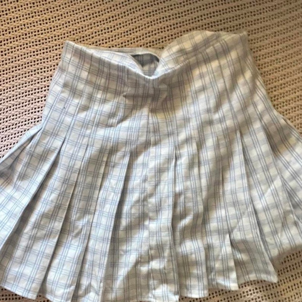 Brandy Melville skirt worn once